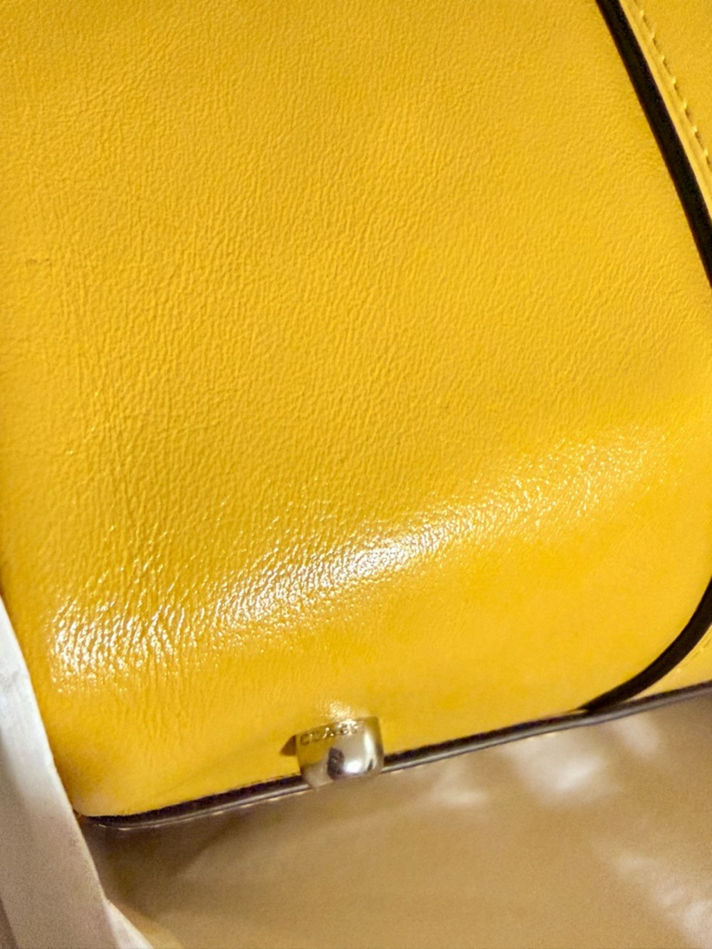 Coach Compass 25 in Honeycomb - Picture 8 of 9